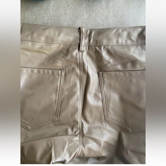 Hey babe Nude strapless top and pants set in faux leather 2 pieces NEW - Picture 11 of 16